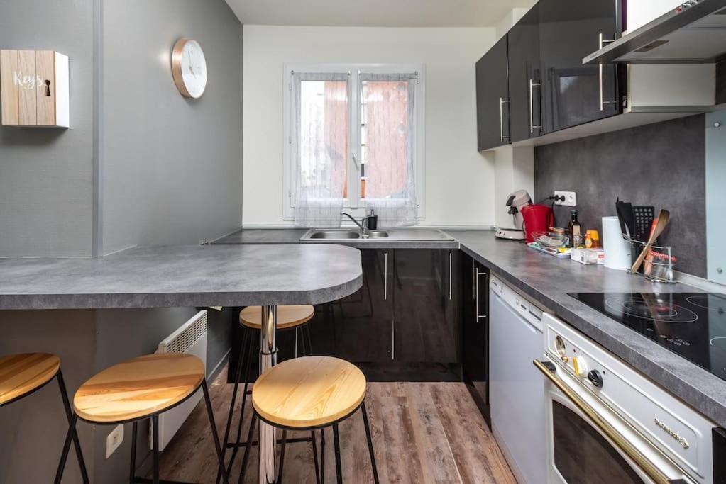 شقة Duplex Cosy Et Contemporain Avec Parking Prive أميا المظهر الخارجي الصورة